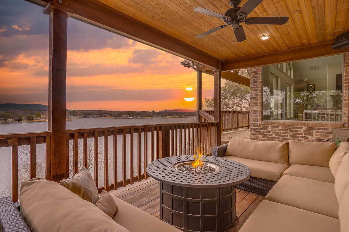 Welcome to Granbury Lake Getaway